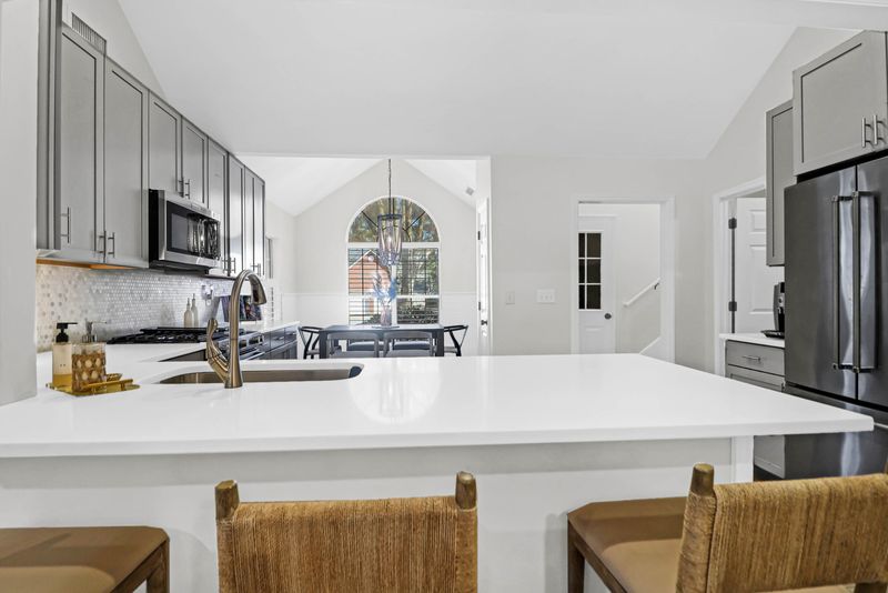 1234 Chatfield St, Mount Pleasant, SC 29464