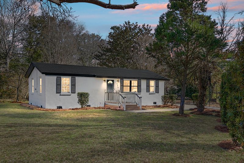 136 Inez Dr, Summerville, SC 29485