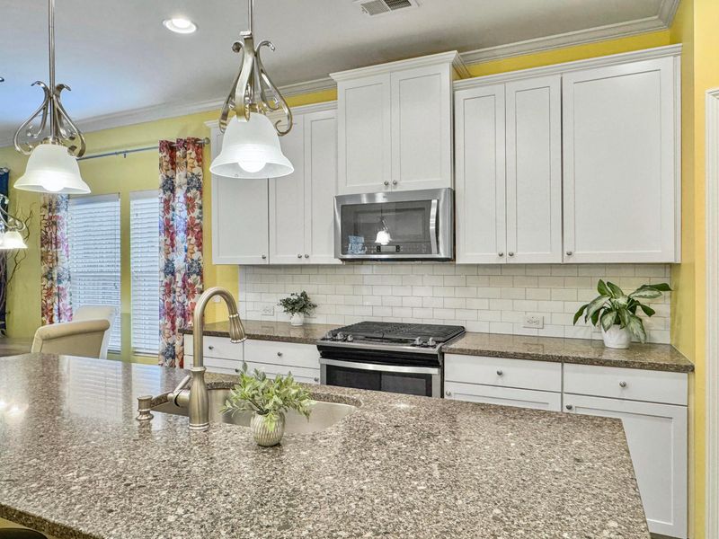3313 Pavilion Lake Dr, Johns Island, SC 29455