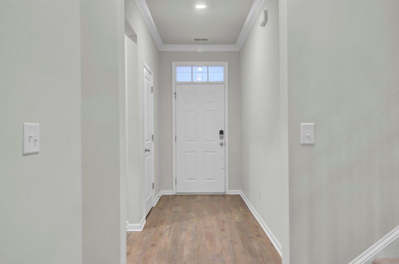 9991 Winged Elm St, Ladson, SC 29456