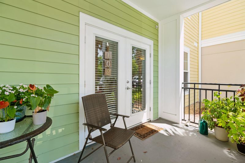 2000 Belle Isle Ave #102, Mount Pleasant, SC 29464