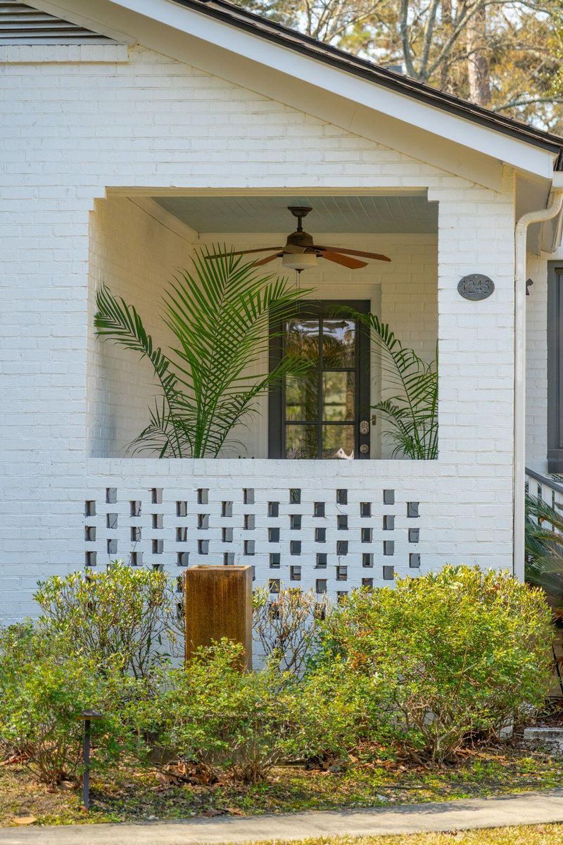 1245 Forestwood Dr, Charleston, SC 29407