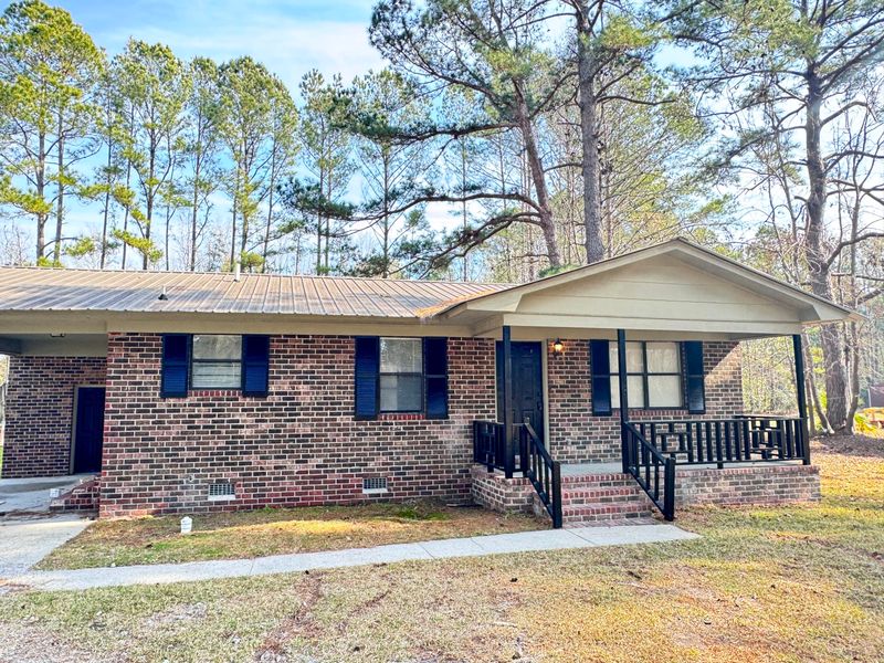 1401 Rivers St, Walterboro, SC 29488