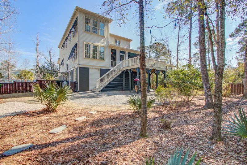 3575 Holmgren St, Mount Pleasant, SC 29466