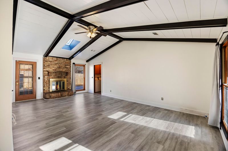504 Temple Rd, Ladson, SC 29456