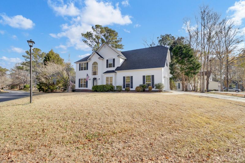 7897 Sabalridge Dr, North Charleston, SC 29418