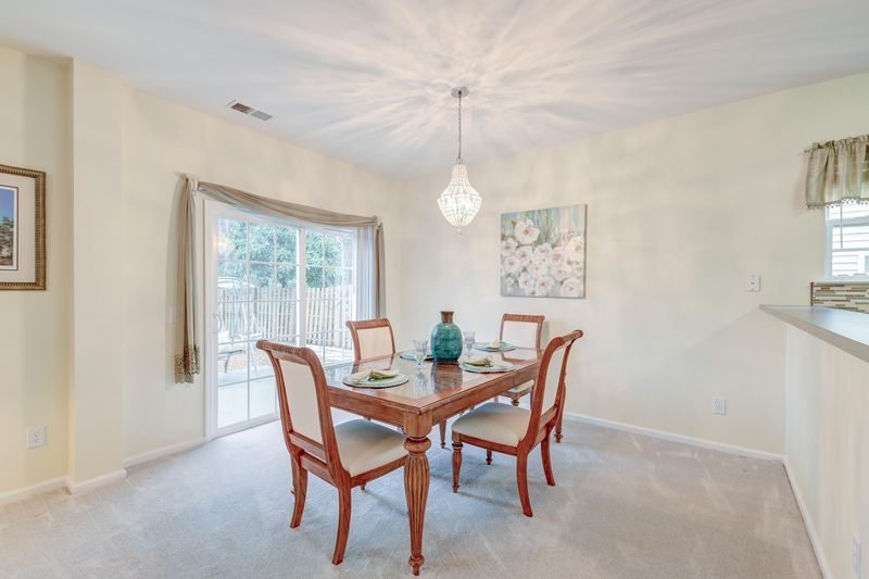3312 Middlesboro Ave, Summerville, SC 29485