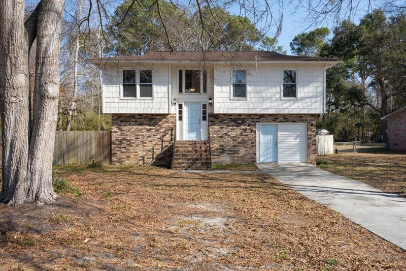 210 Drexel Rd, Ladson, SC 29456