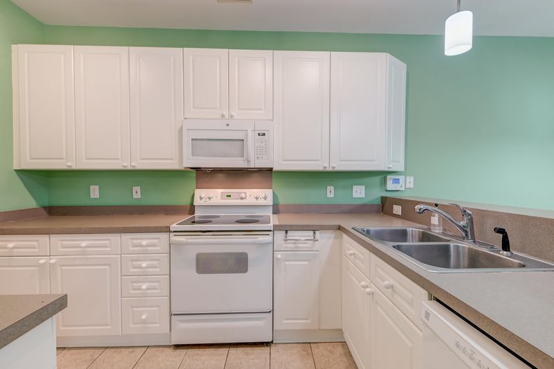 1635 Camfield Ln, Mount Pleasant, SC 29466