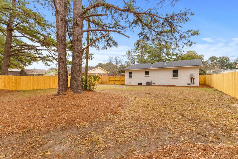 1576 Seacroft Rd, Charleston, SC 29412