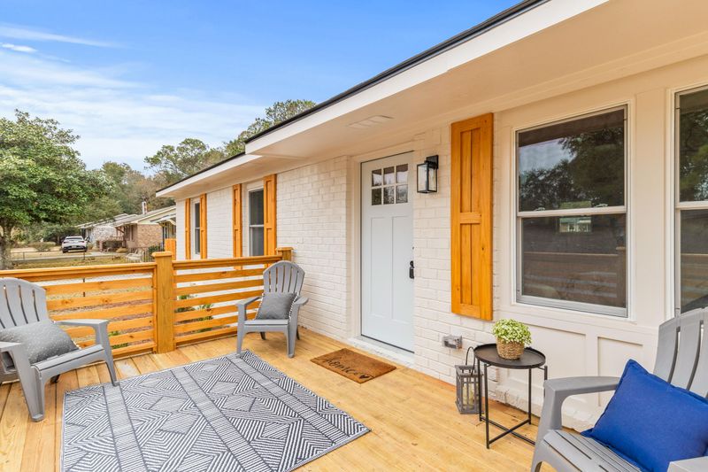 1576 Seacroft Rd, Charleston, SC 29412