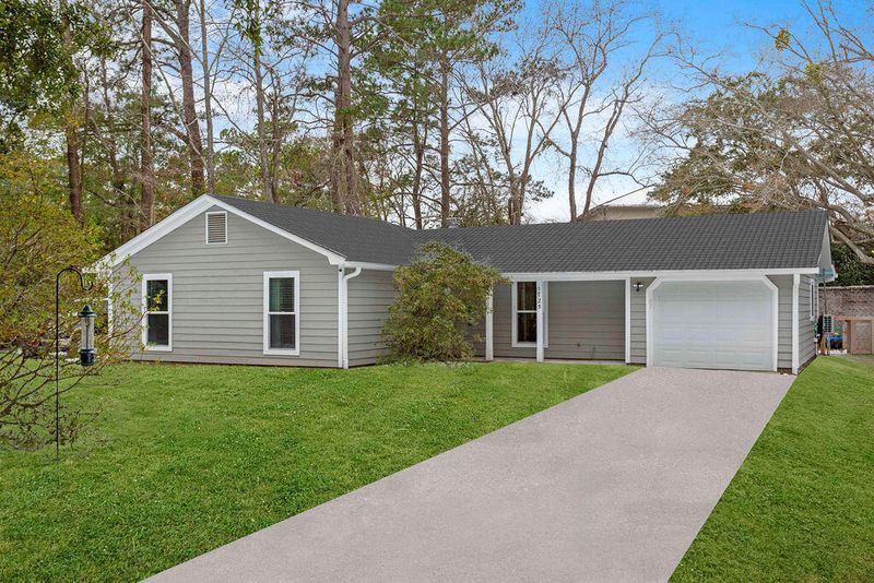 1725 Nantahala Blvd, Mount Pleasant, SC 29464