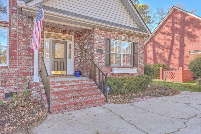 8736 Herons Walk, North Charleston, SC 29420