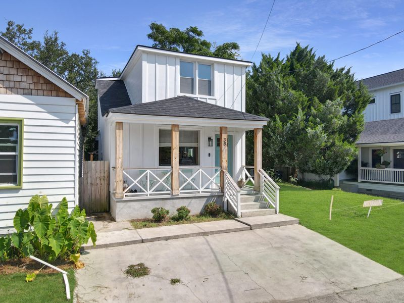 38 Cedar St, Charleston, SC 29403