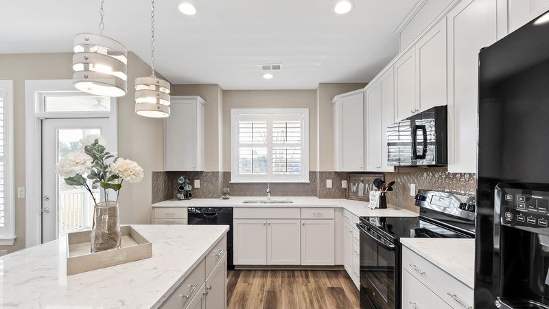 147 Collared Dove Ct, Summerville, SC 29483
