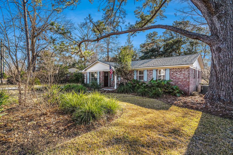 2102 Mission Ave, Charleston, SC 29414