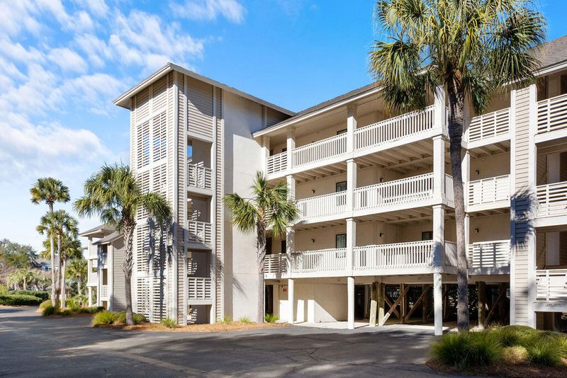 2014 Long Bend Dr, Seabrook Island, SC 29455