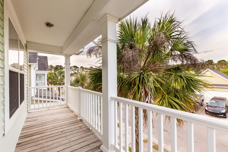 7468 Northgate Dr, Hanahan, SC 29410