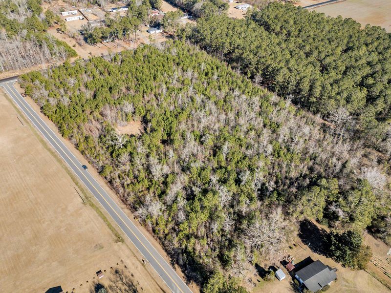1 Schurlknight Rd, Saint Stephen, SC 29479