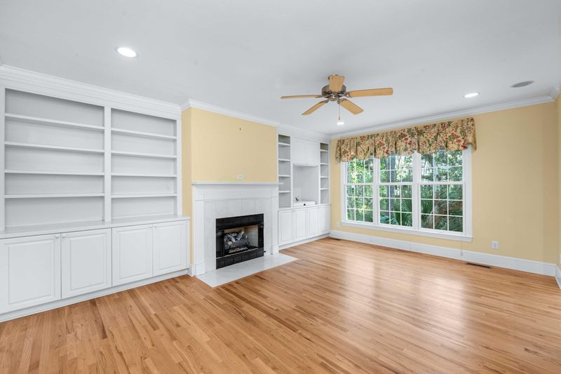 2734 Old Forest Dr, Seabrook Island, SC 29455