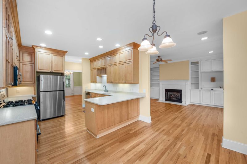 2734 Old Forest Dr, Seabrook Island, SC 29455