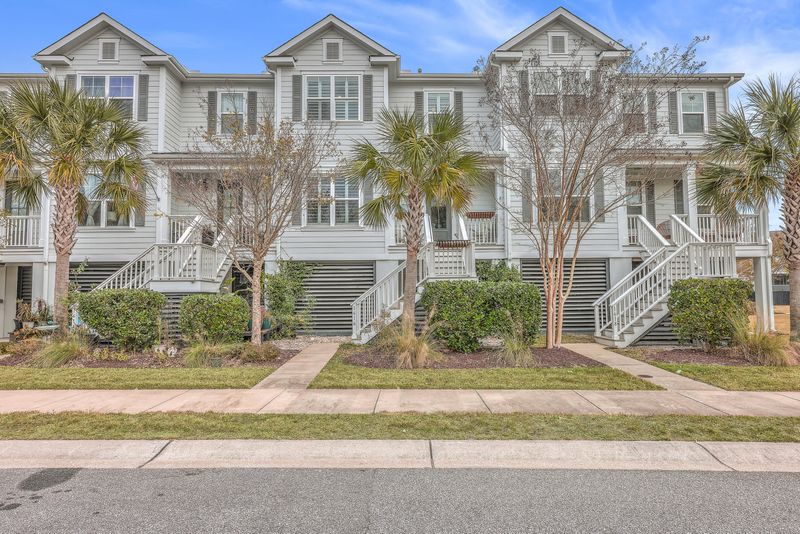 1616 Prince Edward St, Mount Pleasant, SC 29466