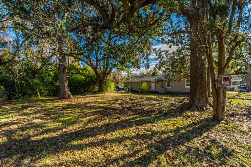 4226 Barnwell Ave, North Charleston, SC 29405