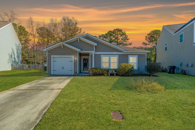 442 Rockville Rd, Moncks Corner, SC 29461