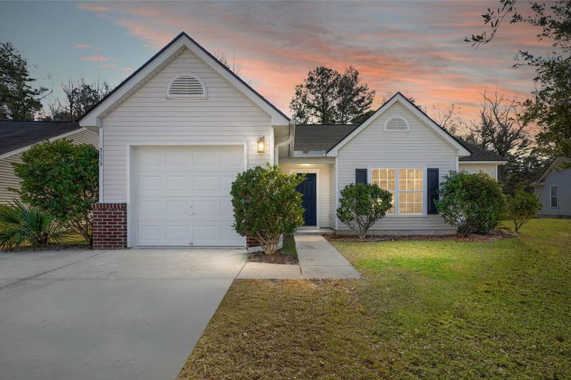 5039 Thornton Dr, Summerville, SC 29485