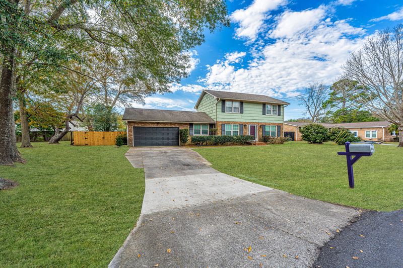 846 Piccadilly Cir, Charleston, SC 29412
