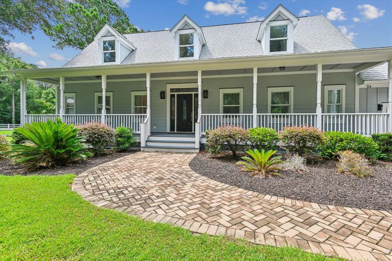7323 Awendaw Landing Rd, Mount Pleasant, SC 29429