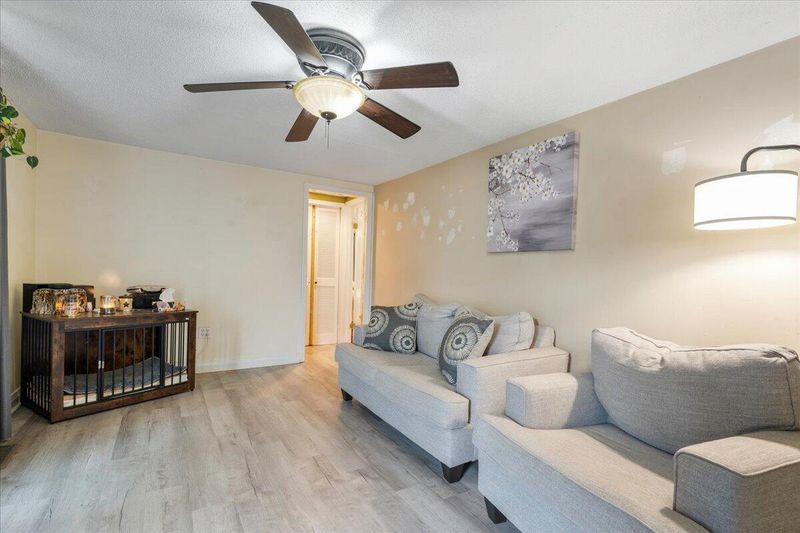 206 Dukes St, Saint George, SC 29477