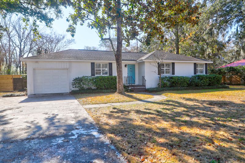 1731 Houghton Dr, Charleston, SC 29412