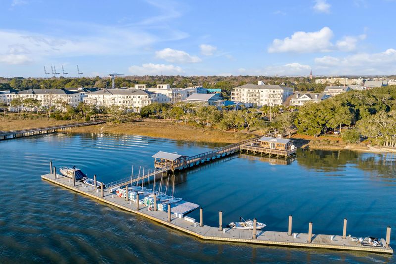310 Longshore St #645, Daniel Island, SC 29492