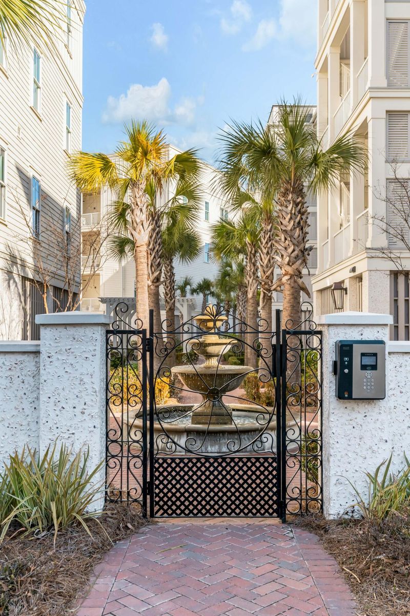 310 Longshore St #645, Daniel Island, SC 29492