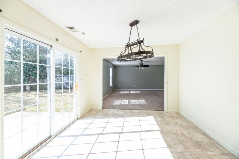 3529 Galaxy Rd, Ladson, SC 29456