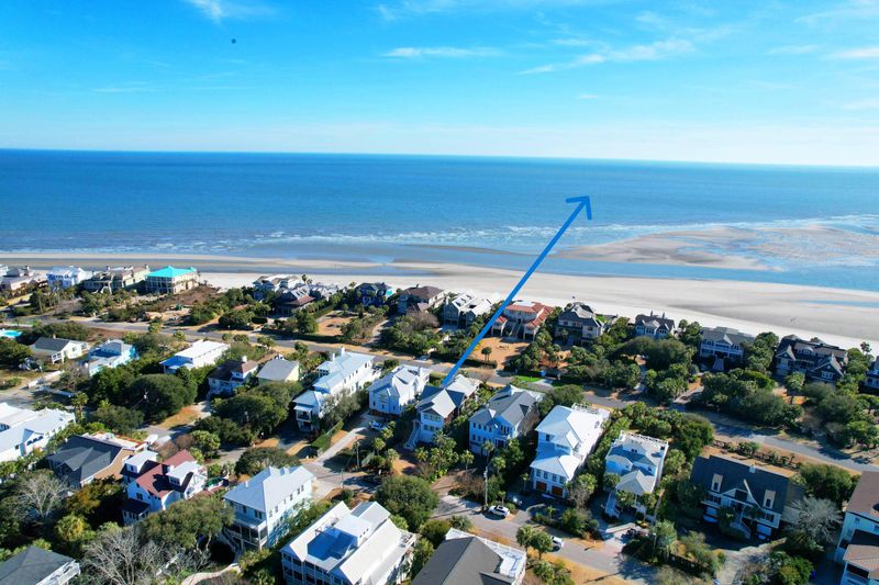 120 Charleston Blvd, Isle Of Palms, SC 29451