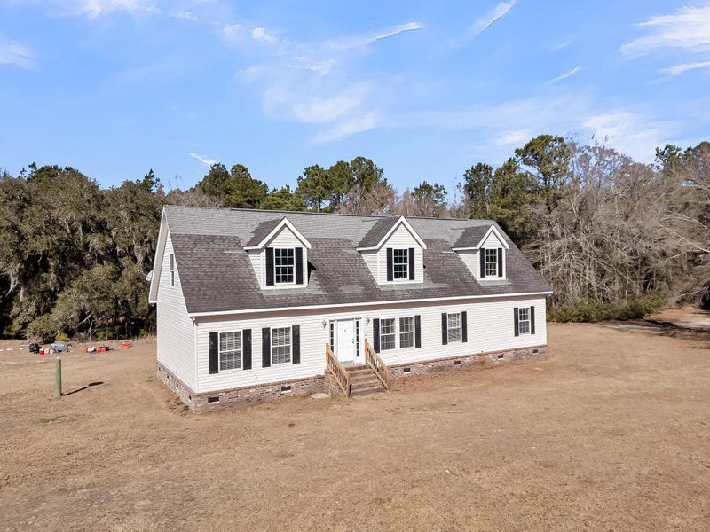 8978 Victor Lincoln Rd, Mcclellanville, SC 29458