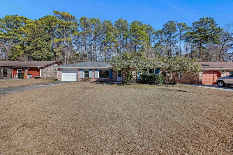 179 Foxborough Rd, Goose Creek, SC 29445
