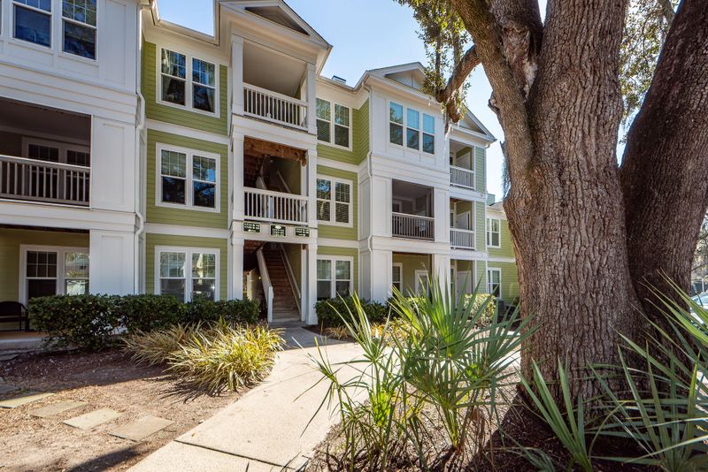 1712 Chatelain Way, Mount Pleasant, SC 29464