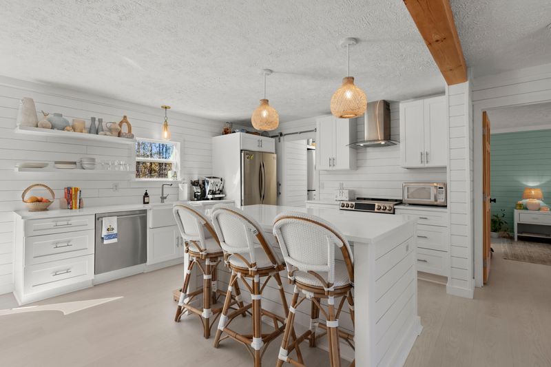 1261 Highway 45, Mcclellanville, SC 29458