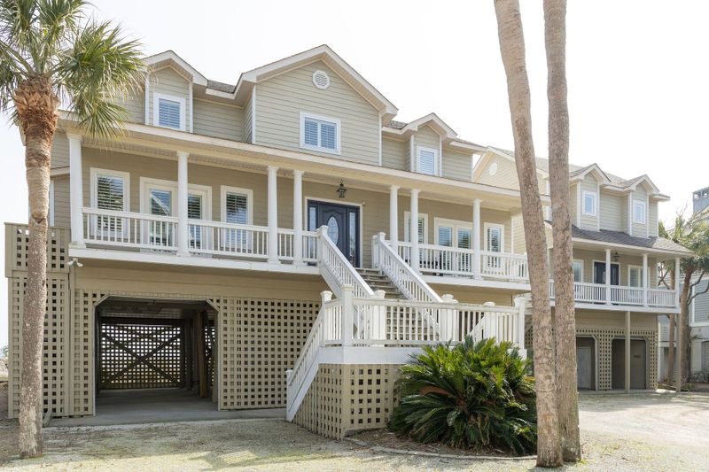 10 Toms Turnaround Cir, Edisto Island, SC 29438