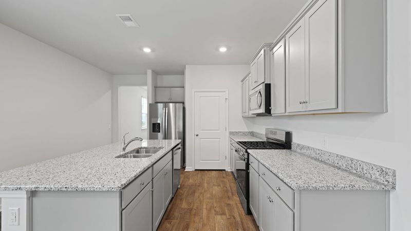 254 Watersglen Dr, Summerville, SC 29486
