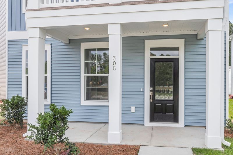 306 O'malley Dr, Summerville, SC 29483