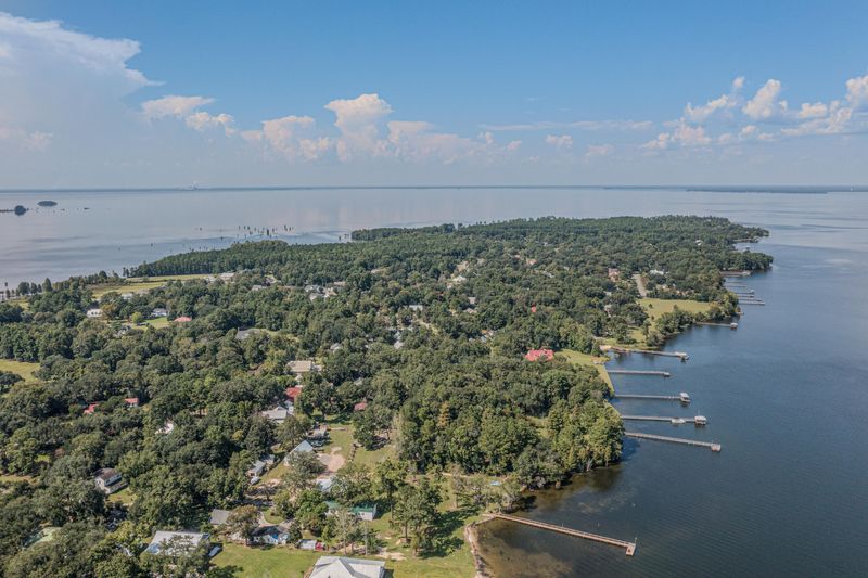 1860 Pinopolis Rd, Pinopolis, SC 29469