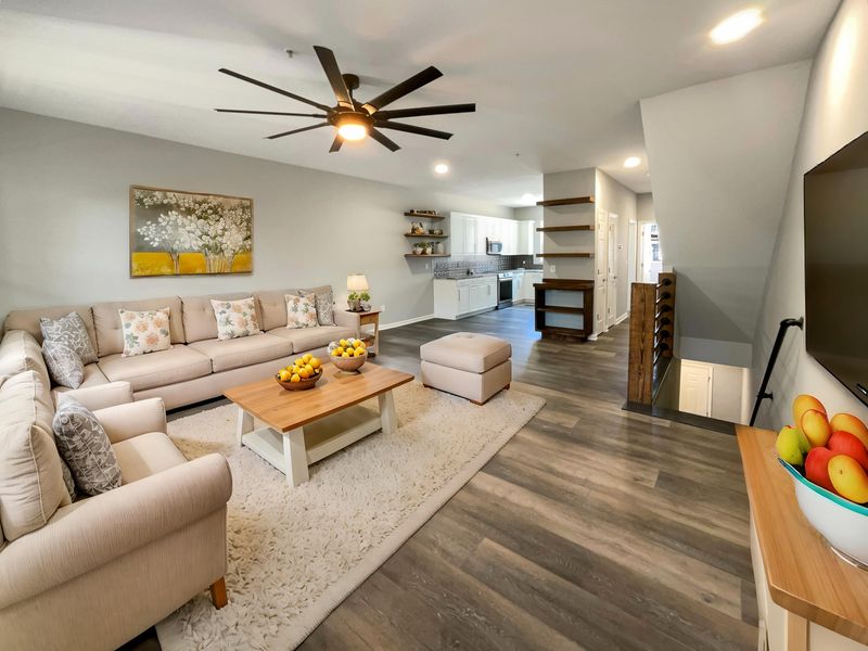 4666 Palm View Cir, North Charleston, SC 29418