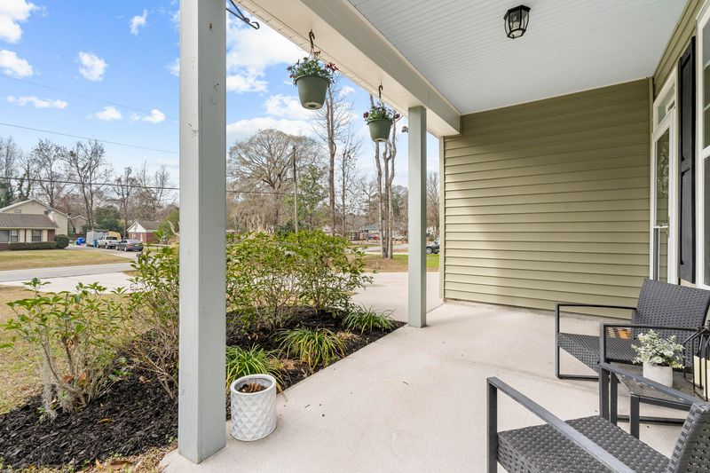 2005 Nitsa St, Johns Island, SC 29455