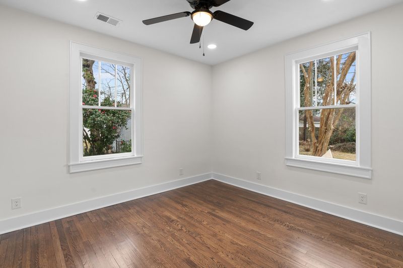 1226 Pickens St, Hanahan, SC 29410