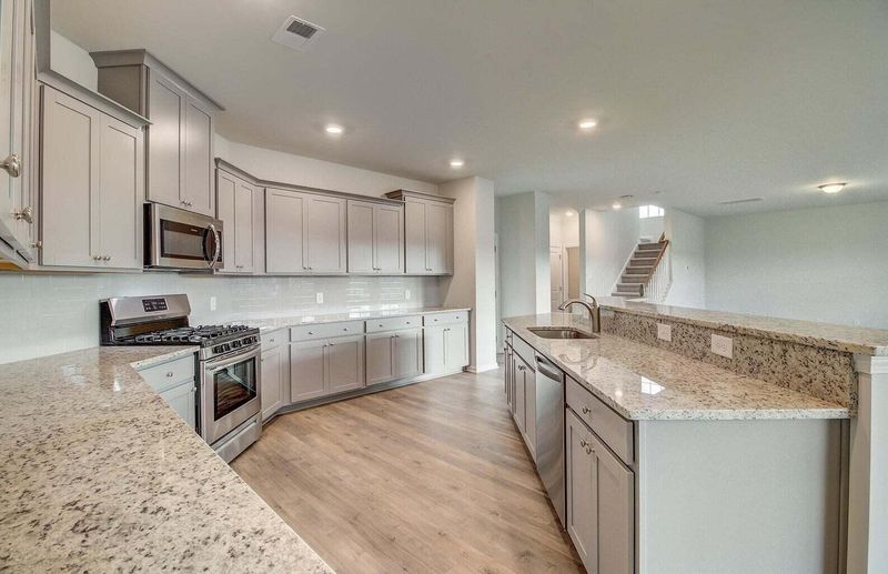 128 East Morton St, Summerville, SC 29486