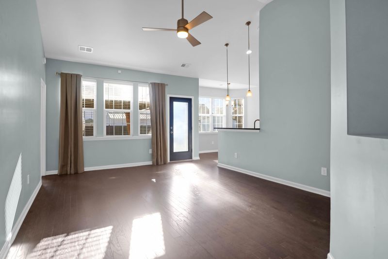7836 Lumberton Rd, North Charleston, SC 29418